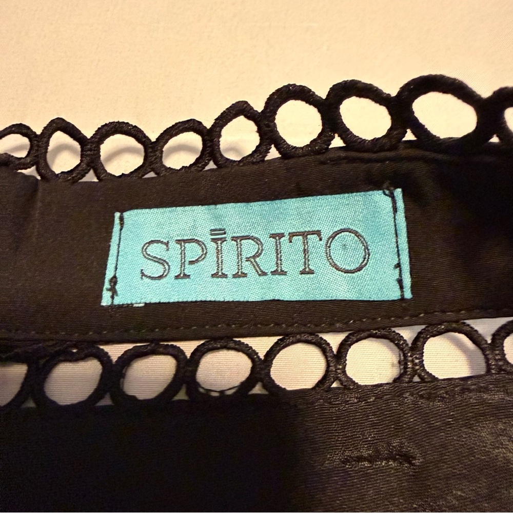 Spirito Black Tailored Shorts Sz. L Loop Trim Fully Lined Front Pockets Back Zip - Picture 2 of 5